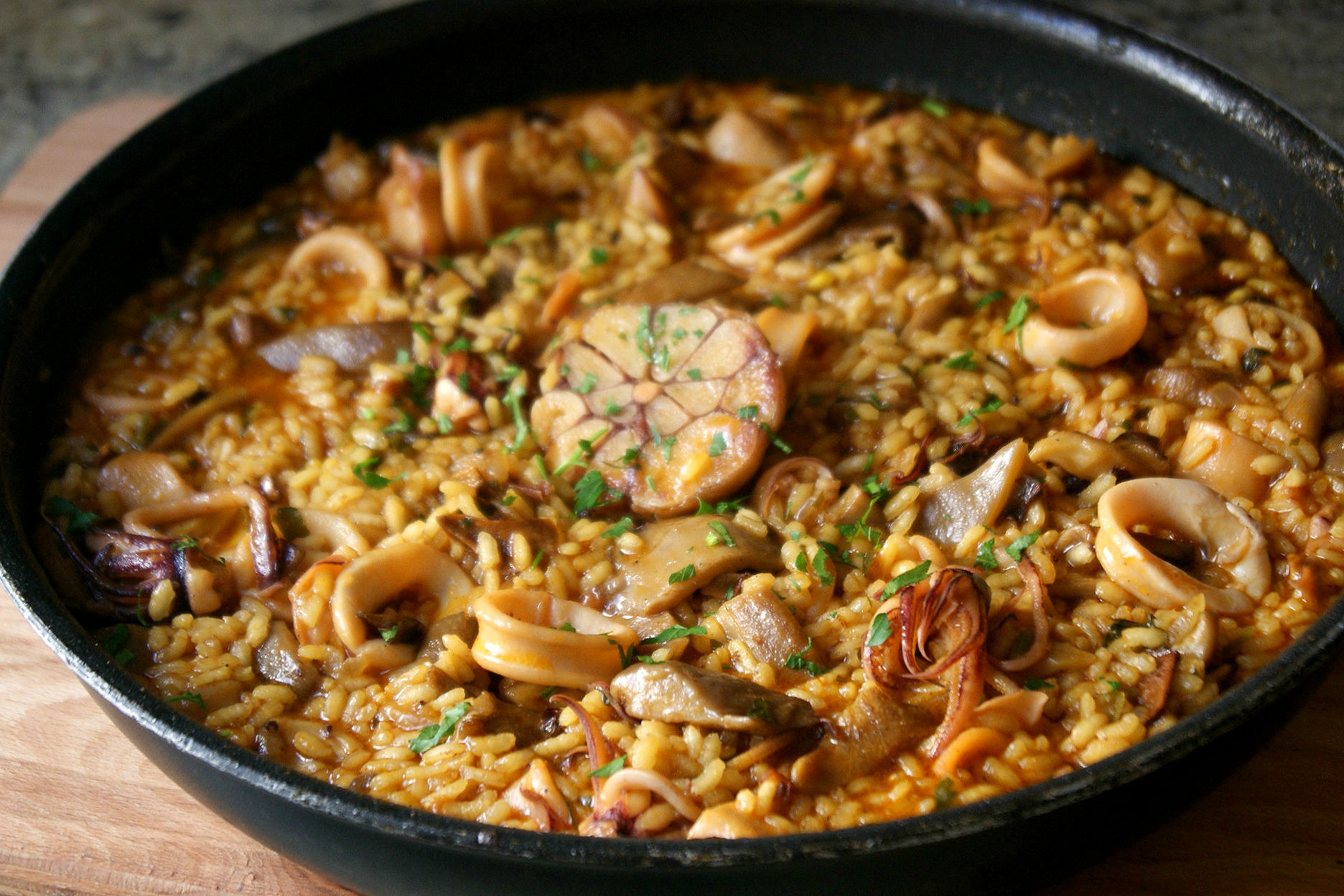 Sommelier Gourmet Arroz con calamarcitos y almejas